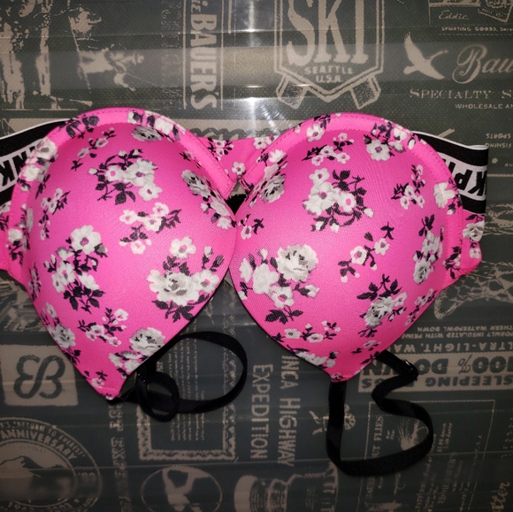 VS pink push up - Picture 2 of 2